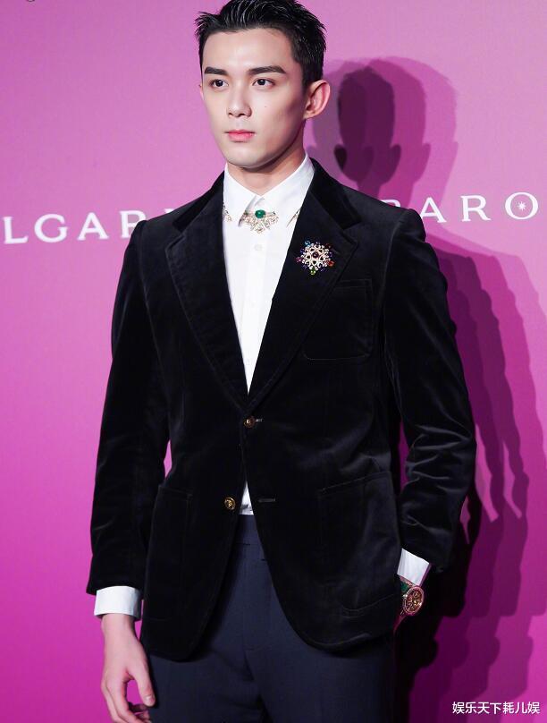 段奕宏|宝格丽发布会：吴亦凡胖了，杨蓉大胆，李小冉发腮，段奕宏粗犷，她太美了