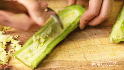 #苦瓜#夏天喝大锅绿豆汤，都不如喝一碗它，解暑清火又省钱