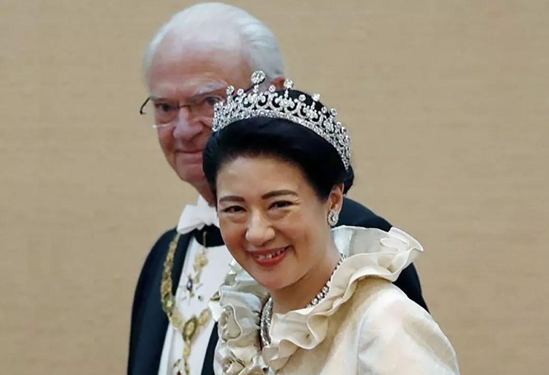 日本最美平民皇後美智子，晚年坦言：和天皇沒有愛情，不願合葬-圖5