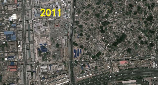 北京市东城区前门东侧经历了多轮拆迁，很多胡同是拆到一半的状态