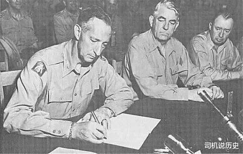 |美军打不过志愿军，总统想要用原子弹，为何被英国首相极力阻止?