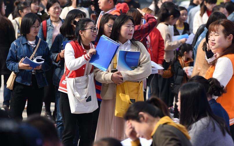 【留学生】吃相难看?河大考研复试“骚操作”,一志愿考生和调剂生一起复试