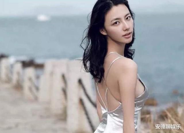 陈雅婷|王思聪前女友陈雅婷，粉红色长裙完美诠释，肉长到了对的地方！