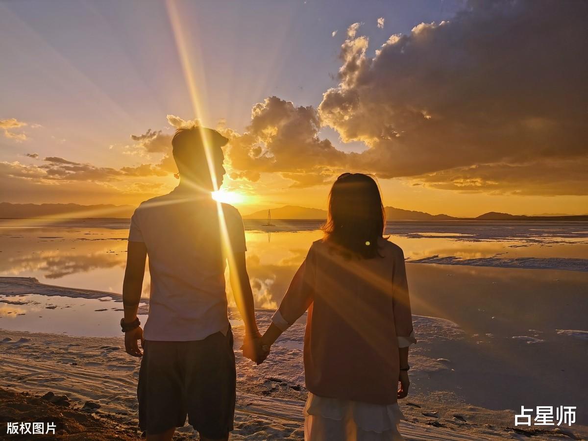 「双鱼座」（月运）吕克_2020年6月星座运势：真正的爱，能够唤醒灵魂