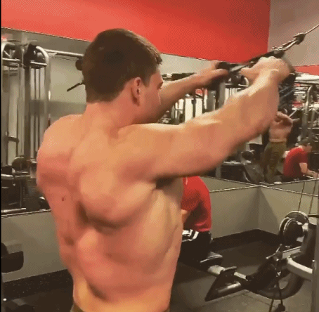 哑铃|经典身材永不变,古典健美大神,教你如何打造逆天“虎头肩”