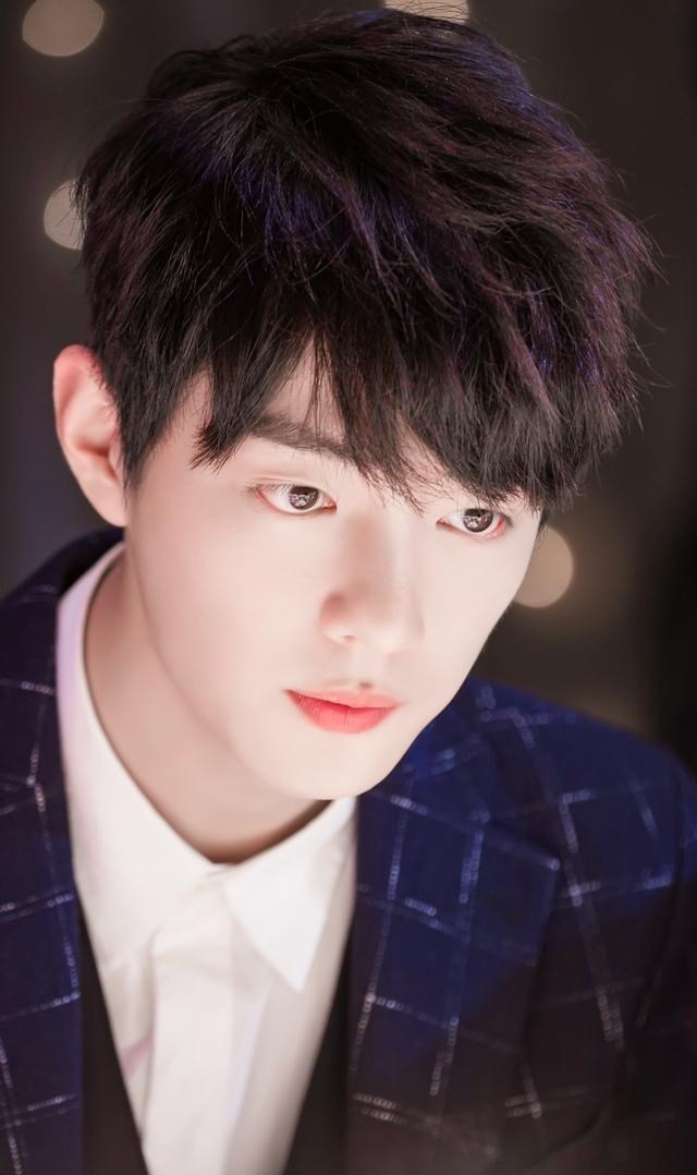 |时隔1个月，肖战又发来语音了，15秒道尽所有