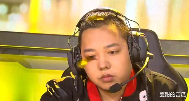 「ts电竞」TS击败AG超玩会夺冠，赛后导播给到选手特写，六点六表情呆滞