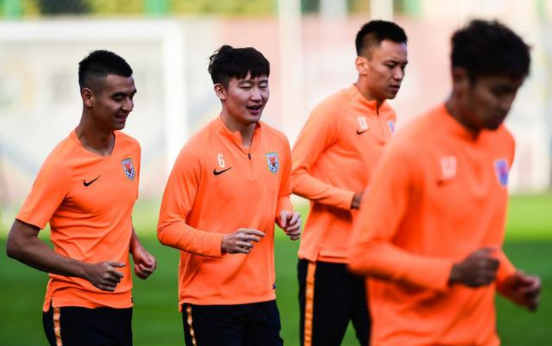 「山东鲁能」鲁能20人主力框架浮现，5外援+2名U23，李霄鹏再战恒大底气足