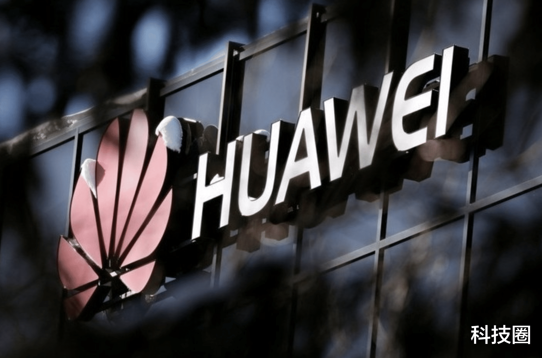 大v|华为35亿英国建厂，但英国要在2027年彻底驱逐华为5G