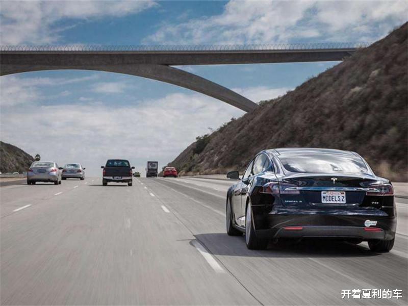 动力|最适合跑长途的2款车，售价在25万以内，高颜值与舒适性共存！