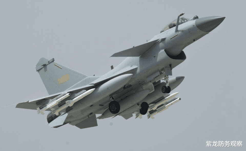 「印度」时隔33年之后，印度LCA战机终于修成正果，放话从此不再怕歼10