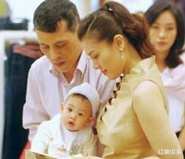 泰國王室官宣好消息！公佈西拉米皇傢徽章，剃度出傢6年王者歸來-圖5