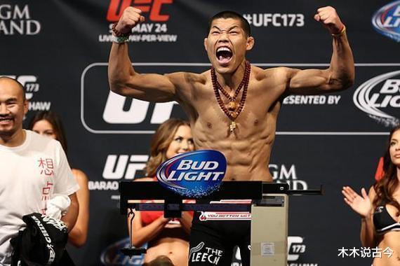 「郎平」收入这么低？32岁中国格斗第一人李景亮被问买房问题时，一语惊人