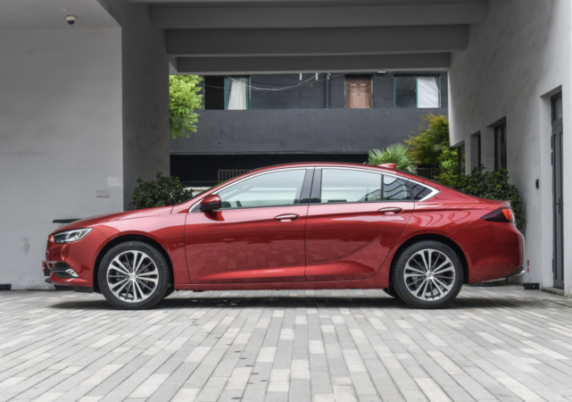 b级车▲这款合资B级车从17万降至13万多，销量暴涨超越迈腾，还买啥思域