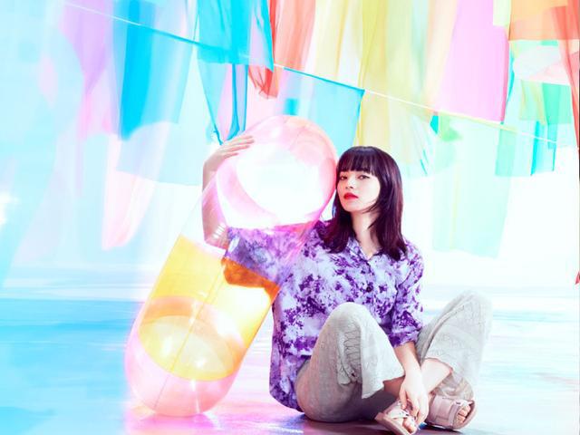 小松菜奈：小松菜奈新男友曝光！甜蜜演绎夏日糖果色，跟权志龙还差点一意思