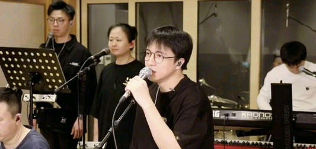 #薛之谦#薛之谦用动物来抒怀的歌曲，有着深刻的寓意，但受众面狭小