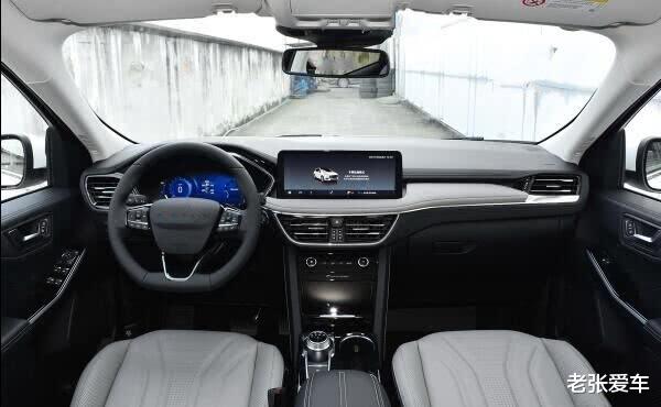 『长安汽车』起步2.0T，四驱车型不足19万，完胜途观CRV，厚道却没人识