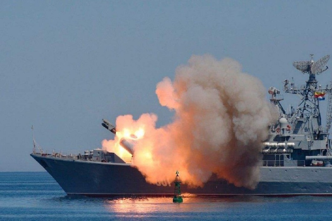 【美军】美军敢和任意一国开战？俄专家一针见血：这四国你敢动试试