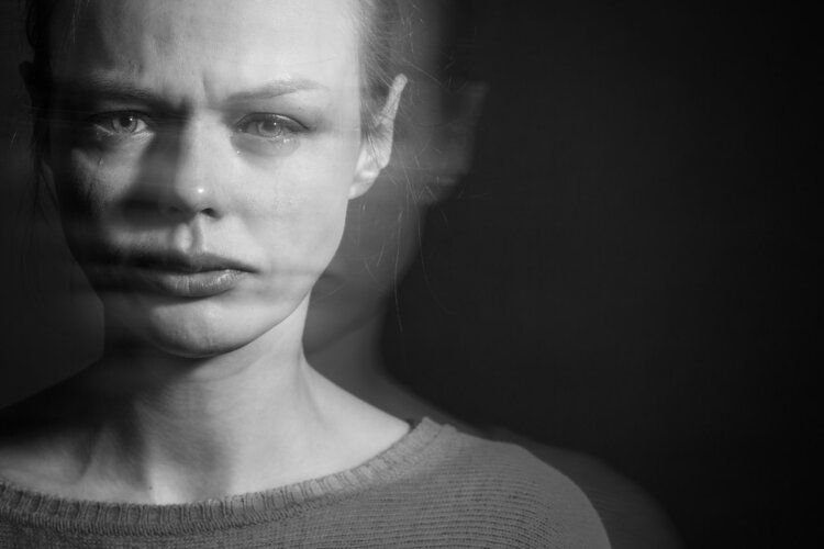 抑郁症|患上抑郁症的人，嘴边常挂着3句口头禅，可千万别以为很正常