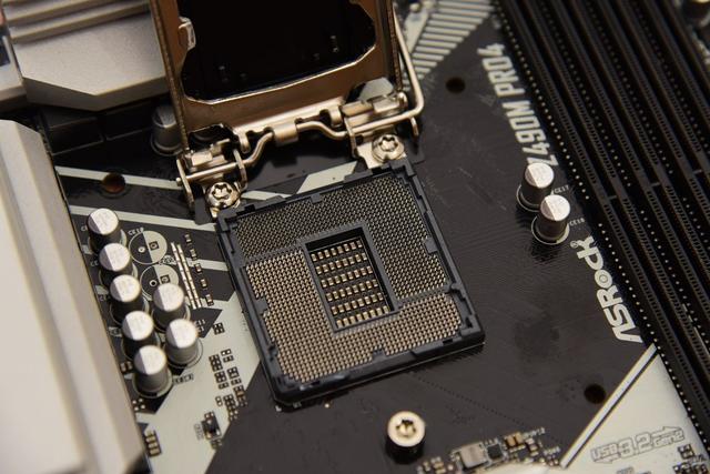 显卡|I芯配A卡怎么样?—10900K与RX5700实战3A大作