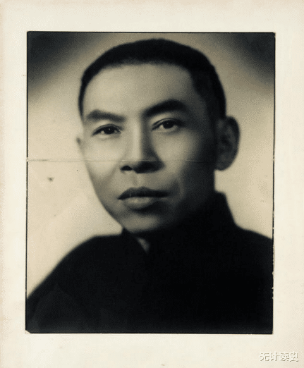 杜月笙|《八佰》一闪而过的杜月笙，曾想救出谢晋元和守军，为何被拒绝？