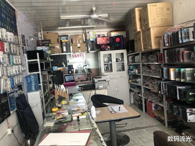 CPU@能装个毛线!小伙当场写配置单,想6000装机,真把我当慈善家?