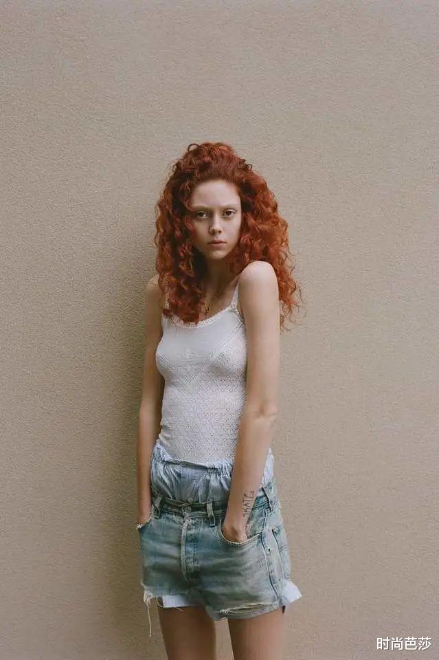 短发|短发平胸的刘雨昕代言内衣,不行?