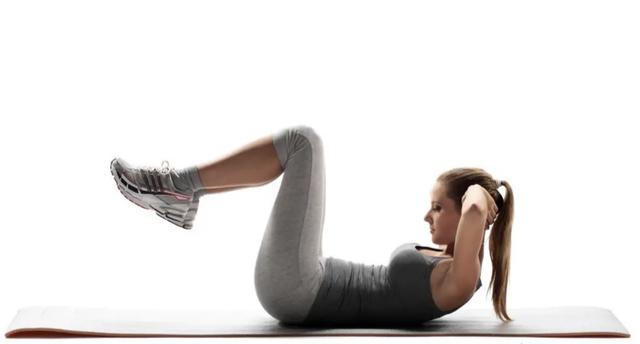 饮食|低脂肪率还有游泳圈怎么办?四个动作就能解决,让你拥有小蛮腰