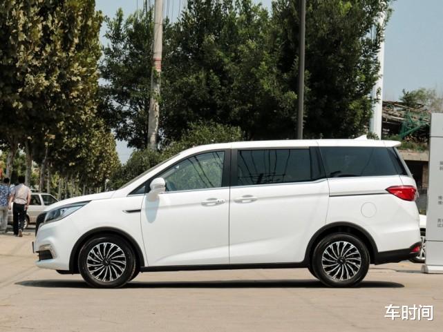 动力：廉价却是国产精品！车长4840mm，还是大七座，不足8万