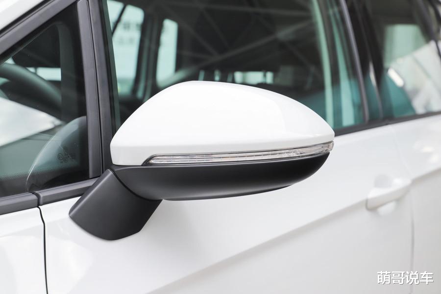 「大众汽车」大众也有滞销的轿车，小SUV的空间，自吸涡轮它都有，降3万没人理