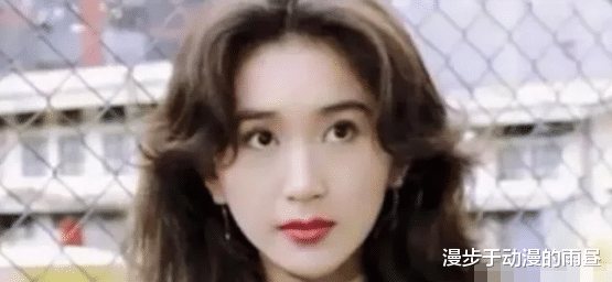 「温碧霞」温碧霞新电影剧照流出，54岁的她“怒了”，再次回归荧屏