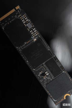 「ssd」千元SSD选购小评比，经典型号老当益壮还是新品才是最香？