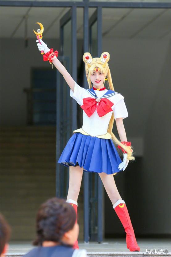 鞠婧祎|鞠婧祎又翻车,水冰月造型撞脸蔡徐坤,没有头发挡脸男相明显