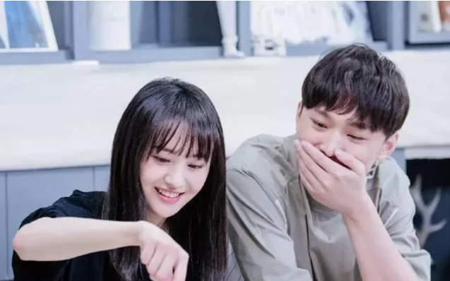 央视|已婚还代孕？前夫张恒落下惊天大锤，郑爽应学习贾静雯的妈妈人设