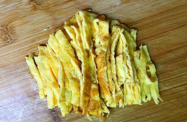 紫菜|夏天，女儿就好这一口，三天两头吃一次，低脂饱腹，解馋又减脂