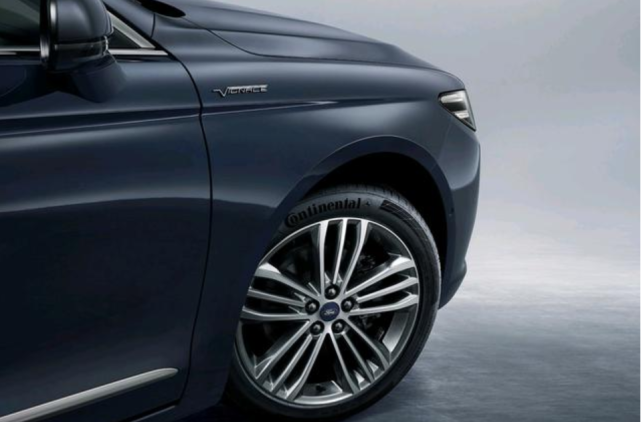 「cvt变速箱」被严重忽视的C级!长5米比A4L还显档次,还高配245马+8AT