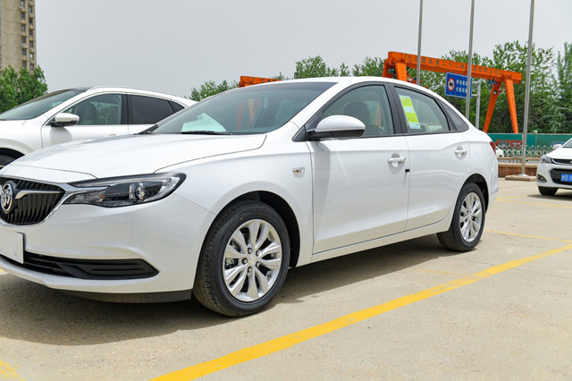 大众朗逸|买朗逸不如选它！从11.59万下探至7.79万，30天狂甩22666辆