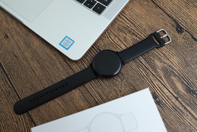 「阿里巴巴」这款智能手表11种运动模式，IP68防水等级，售价仅百元