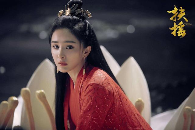 #迪丽热巴#新近开拍的6部剧，迪丽热巴《长歌行》争议大，最后一部未播先火