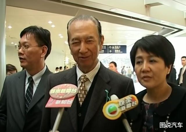 『劳斯莱斯』赌王何鸿燊的座驾车牌，五个“8”也比不了