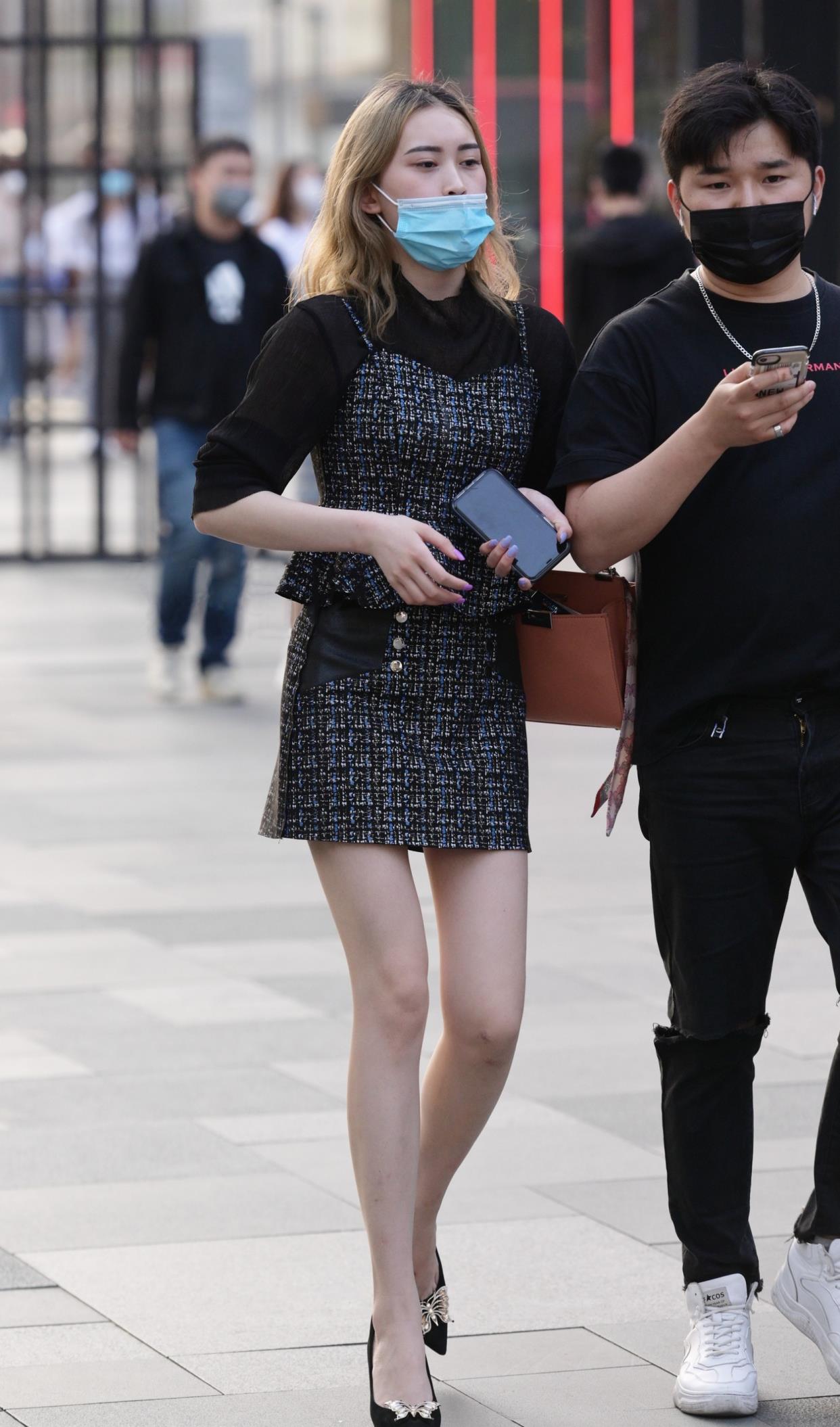 秋装|职业女性的秋装怎么选？可以选择粗花呢套装，时髦洋气又高级