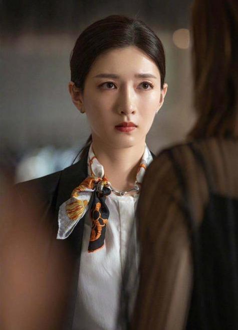 三十而已|《三十而已》结局钟晓芹赢了,她的起点,是王漫妮奋斗一生的终点