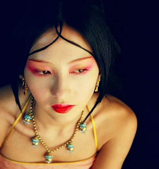 #张柏芝#张柏芝浓妆有多美?16年前无极定妆照,难怪谢霆锋拍完戏后火速复合