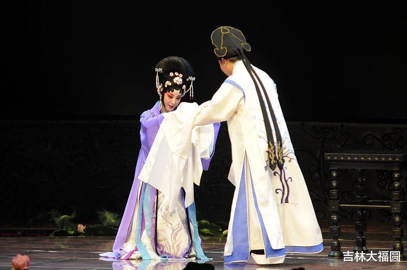 切尔西|曼联，悄悄地露出了獠牙，切尔西能不能抗住索尔斯克亚的三板斧？