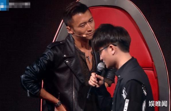 谢霆锋|《好声音2020》正式官宣，那位主动上台给学员伴奏的导师，又回来了