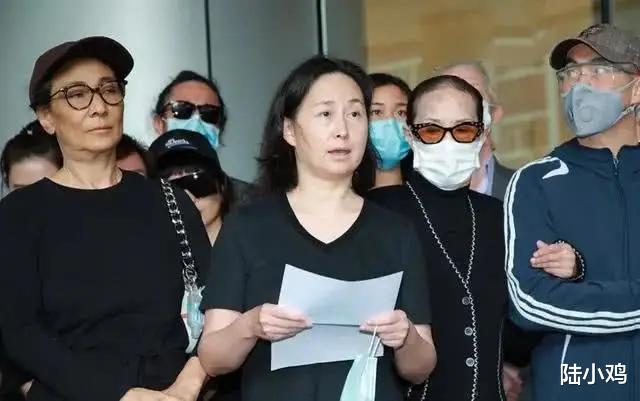 何超琼|为什么何超琼嫁许晋亨9年都没生育，而离婚后又没再婚？