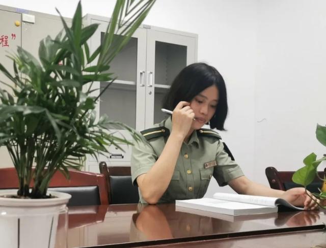 学霸：玩转高考，高分学霸教你如何考上国防科大