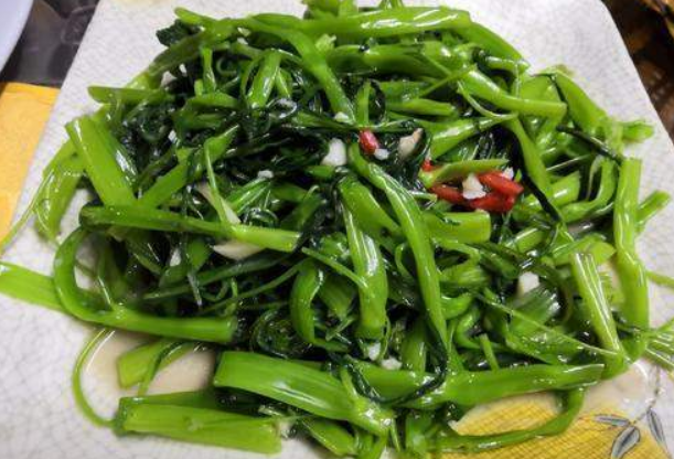 『猪肉』端午节将至，宁可少吃猪肉，也要多吃此菜，补钙质，双眼明亮了