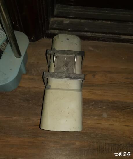 「」20年前没有手机电脑，大学生在寝室都干嘛？哈哈哈原来我们落后了