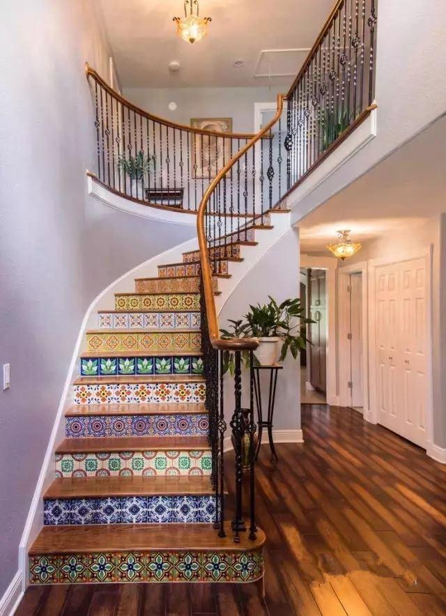 「」楼梯铺瓷砖好处多多,打扫方便还美观!老公死脑筋:滑倒摔跤咋办